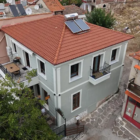 Casa Di Piazza * Kallirákhi